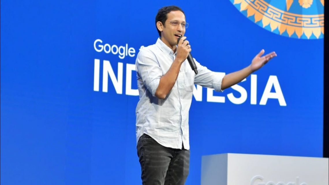 Kementerian Pendidikan? Atau Kementerian Google? Bagian 1 “Di Awan”